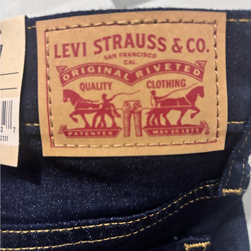 NWT Levi’s 311 Shaping Skinny Jeans 29x30 Medium Wash Tummy Slimming - Picture 5 of 9